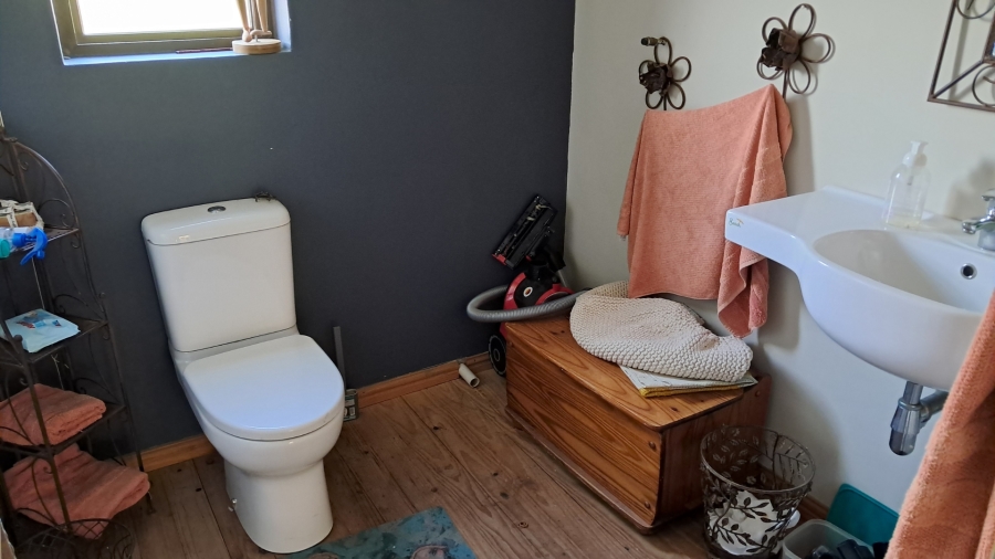 4 Bedroom Property for Sale in Hoogstede Western Cape